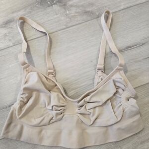 SKIMS Tan Seamless Sculpt Bralette